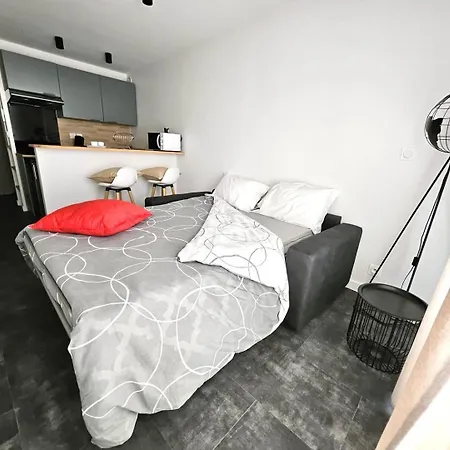 Centre - Metro B - Parking Sup *