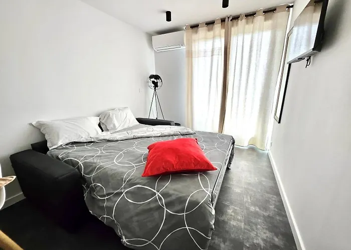 דירה Centre - Metro B - Parking Sup *